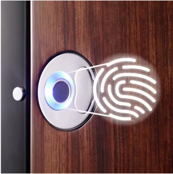 Fingerprint lock close-up of Bwatche Aegis 12-Watch Fingerprint Winder